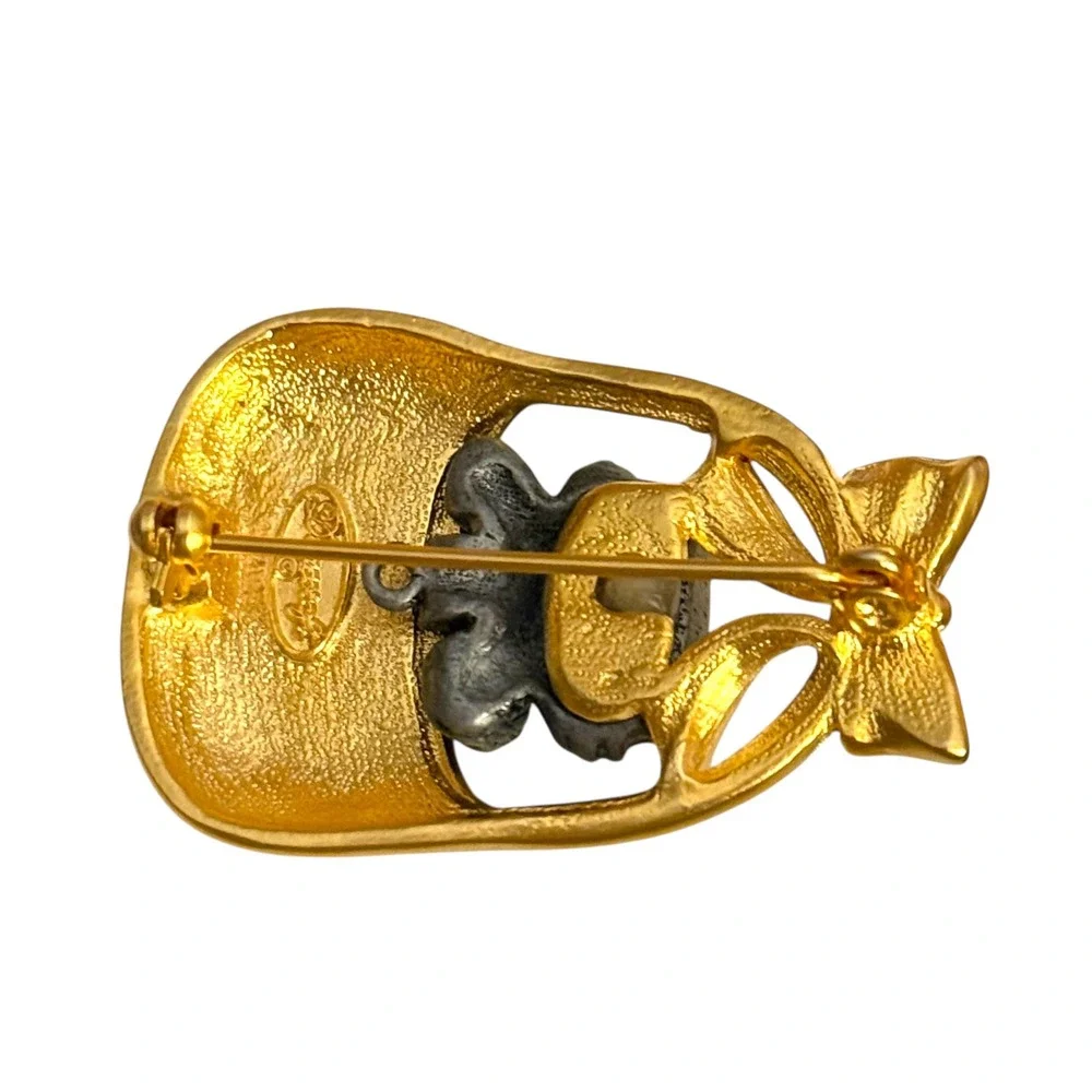 Danecraft Signed Vintage Cat in Basket Brooch Pewter Cat Gold‎ Tone Pin
